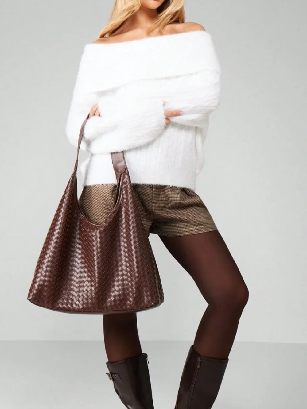 White Casual Women's Off Shoulder Fuzzy Sweater Long Sleeve Cozy Pullover Knit